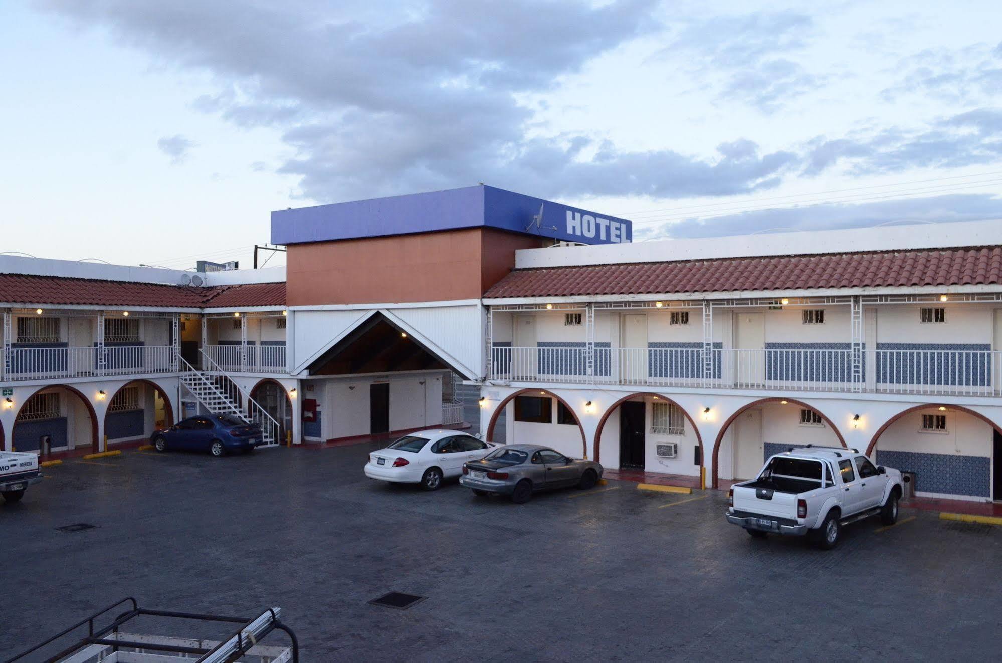 Hotel Boulevard Mexicali Zewnętrze zdjęcie